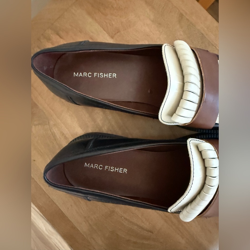 Black and Brown Loafers Marc fisher - Picture 2 of 4